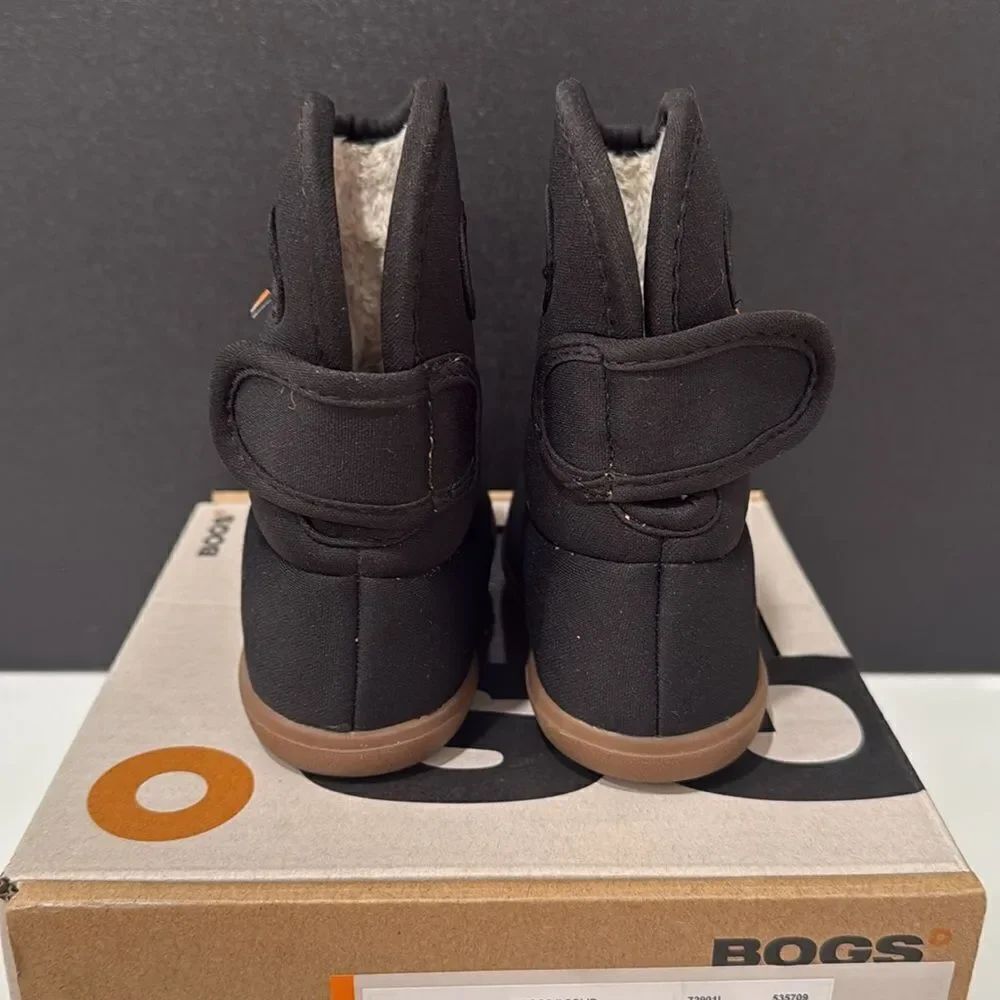 Kids Bogs Boots - Picture 3 of 8